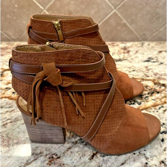 Women's Franco Sarto 'Fina 2' Rust Brown Suede Open Toe Bootie Heel Size 10 M - Picture 3 of 7